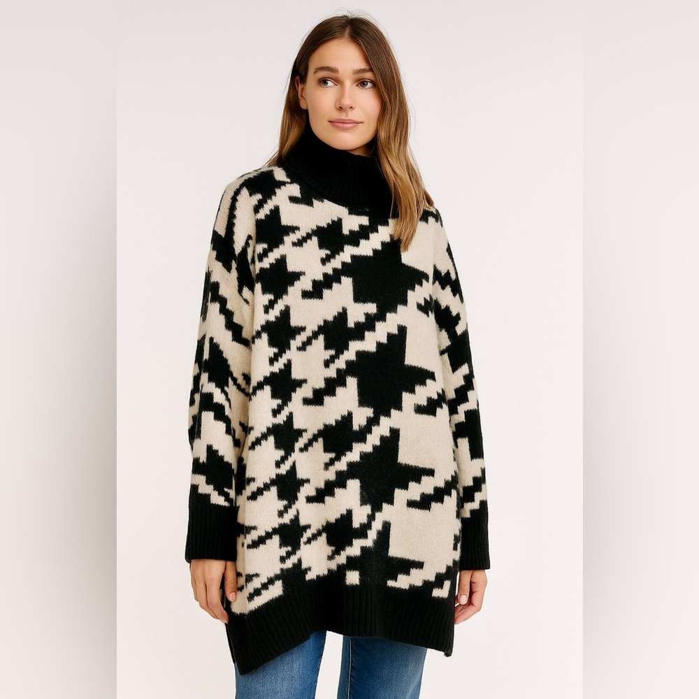 Black and White Houndstooth Oversized Turtleneck Sweater L/XL